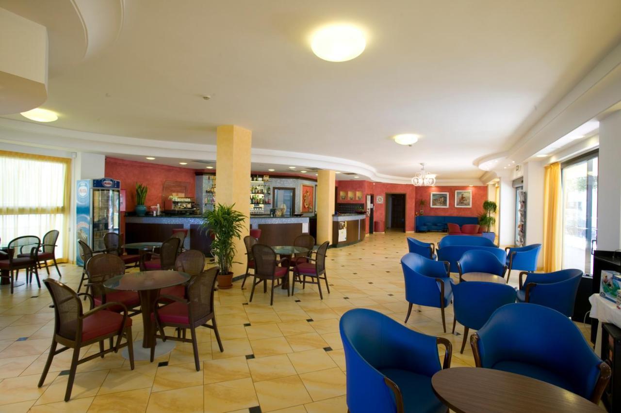 Hotel Semprini Bellaria-Igea Marina Exterior foto